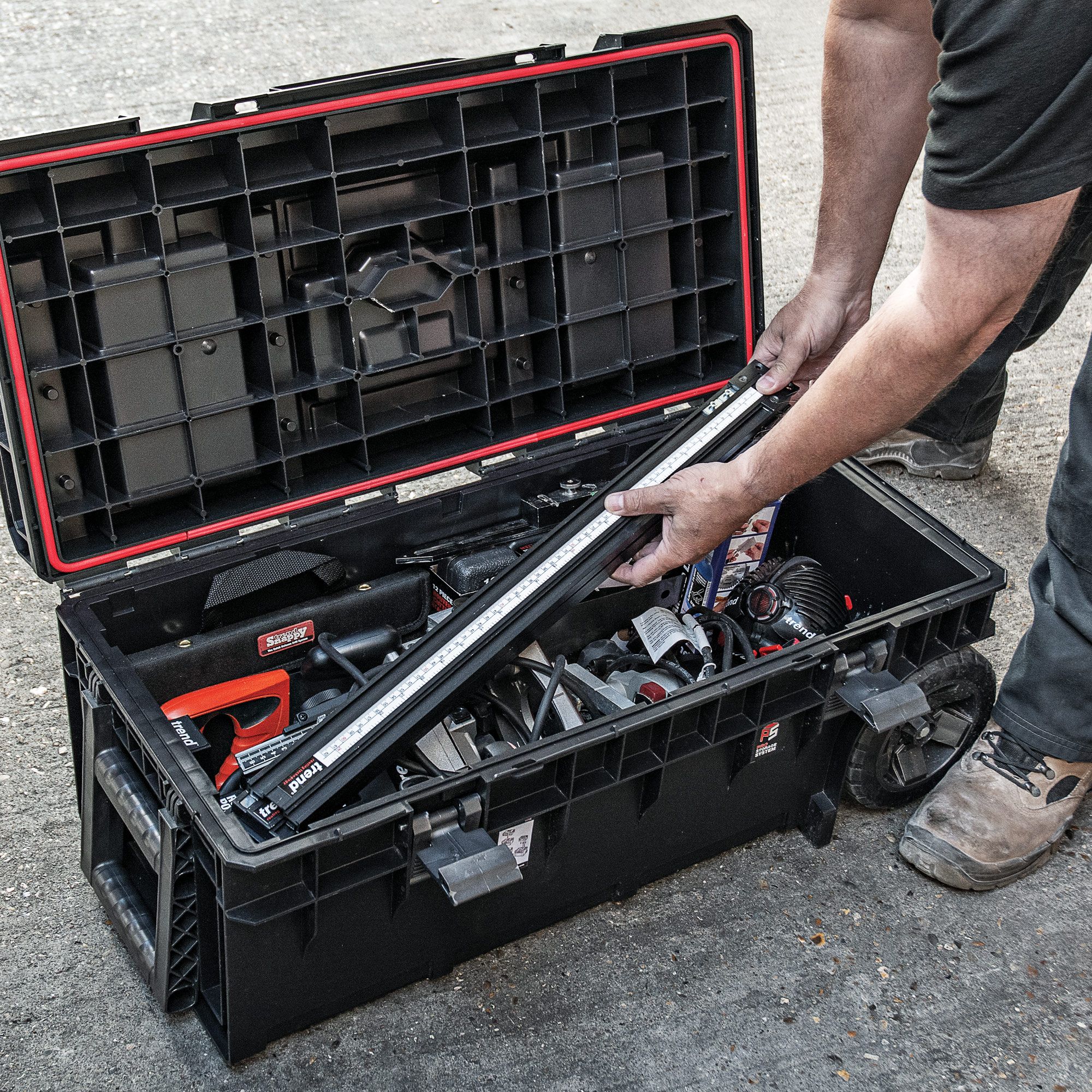 Trend tool cheap box on wheels